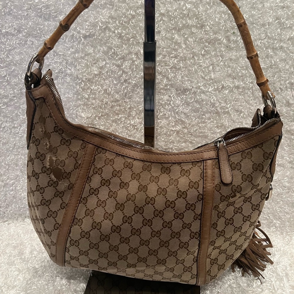 Gucci GG Canvas Bamboo Bar Medium Hobo Handbag 240261
